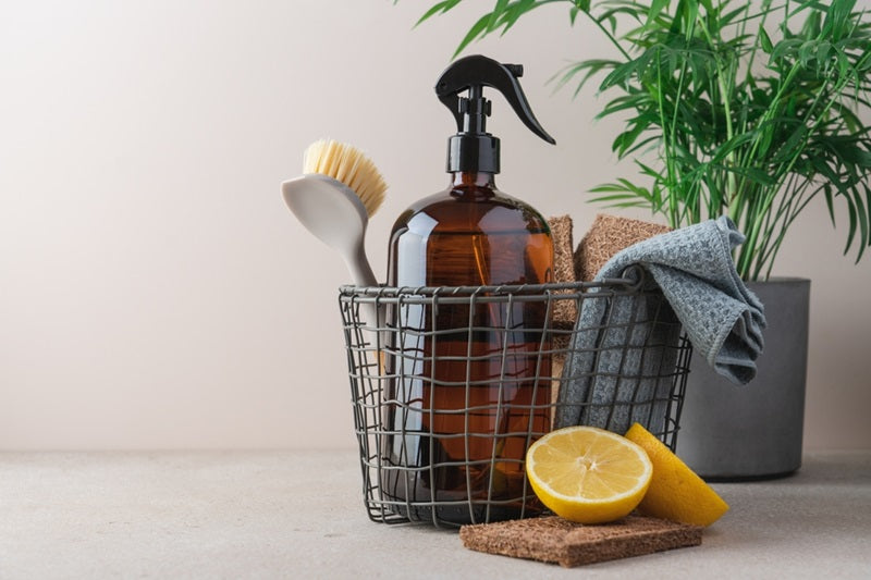 Top 7 Benefits of Using a Natural Fabric Freshener in the UK